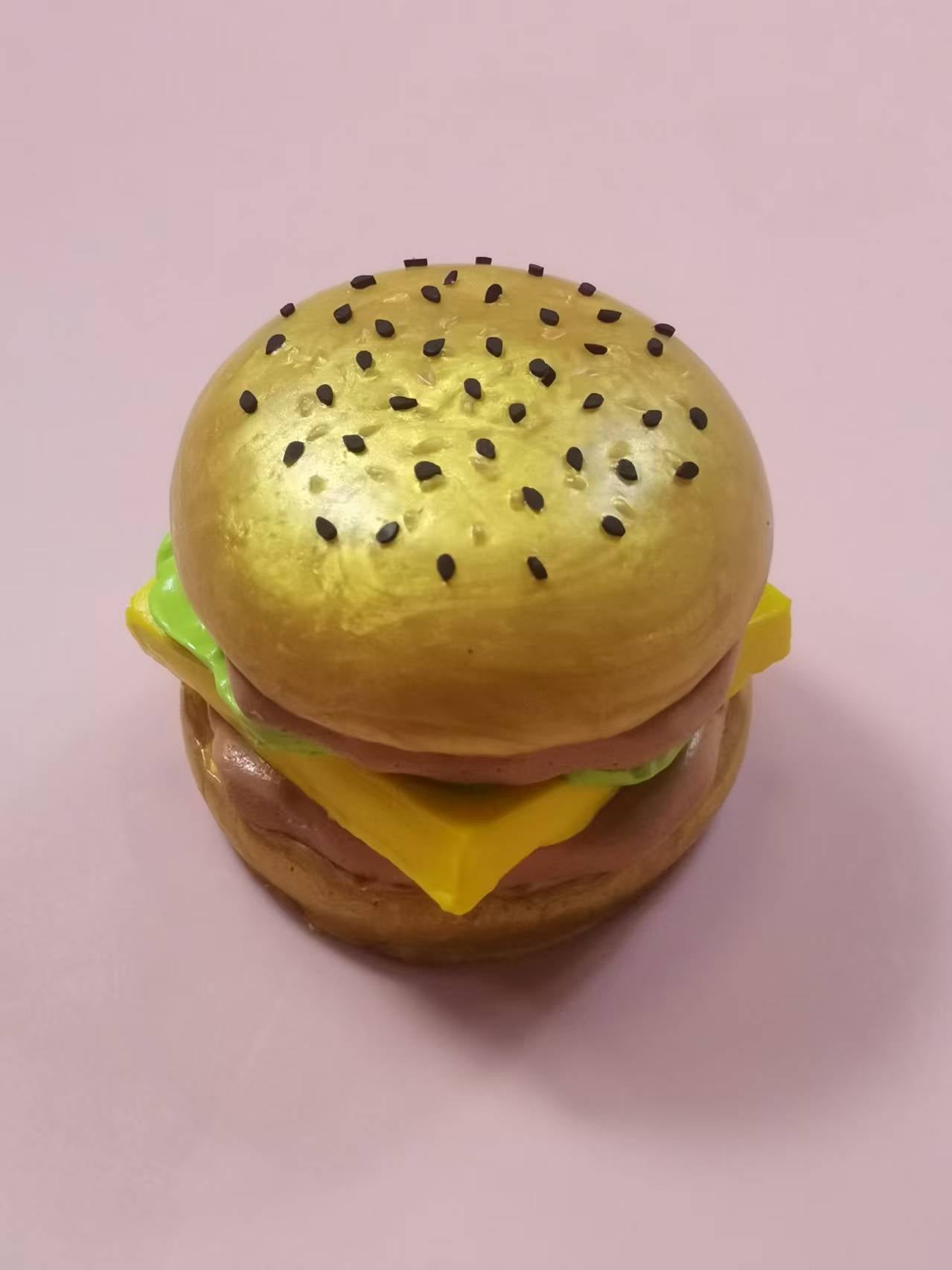 Colorful 6-layer Middle Burger approximately 180g (over $39 free shipping)